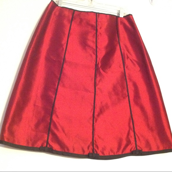 Silkland crimson red & black silk skirt size 14P - Picture 4 of 8